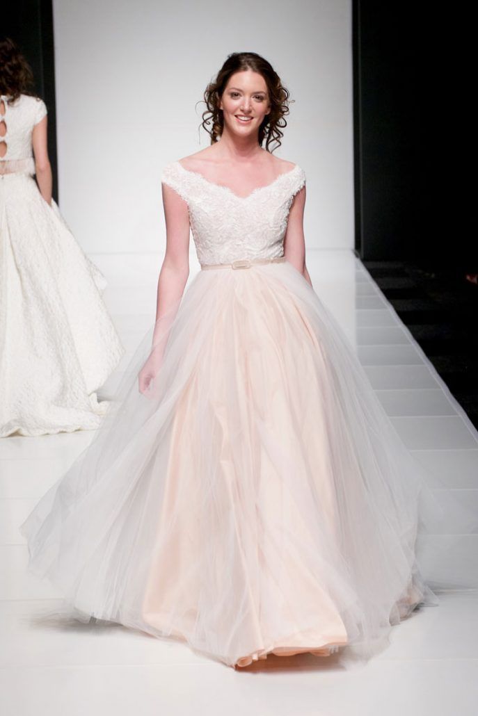 Sassi Holford 'Madeline' – Julia Tasker